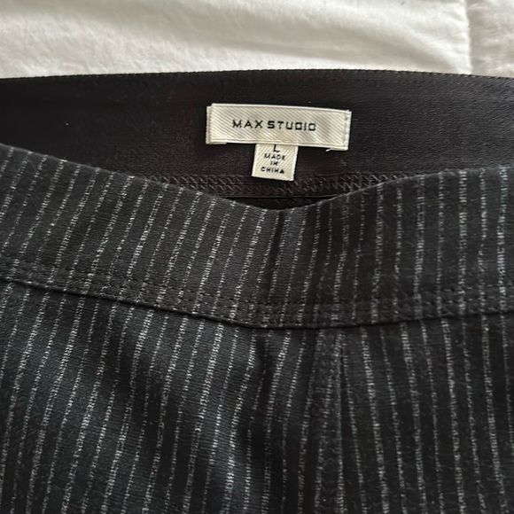 Max Studio grey and black pants, size large. Not worn. - Picture 2 of 4